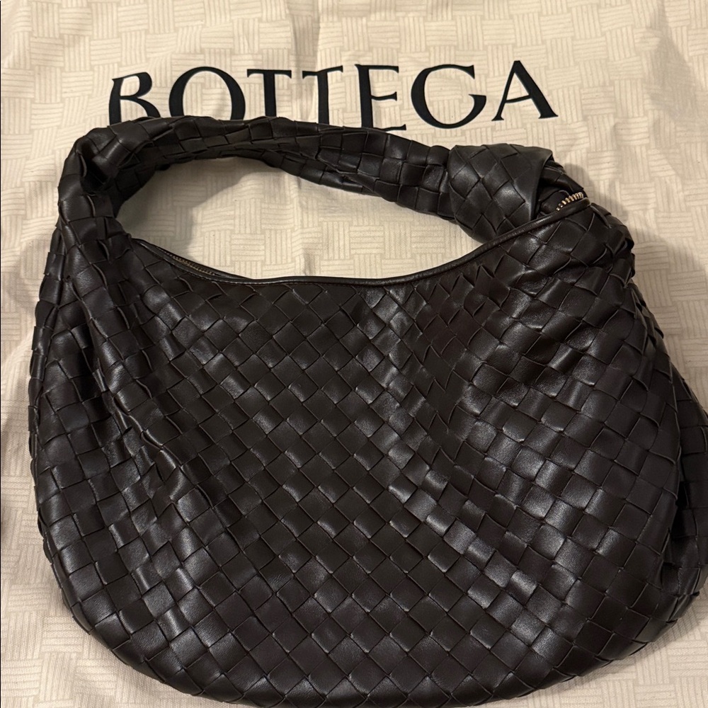 Bottega Veneta Brown Intrecciato Leather Hobo Bag - Picture 3 of 6